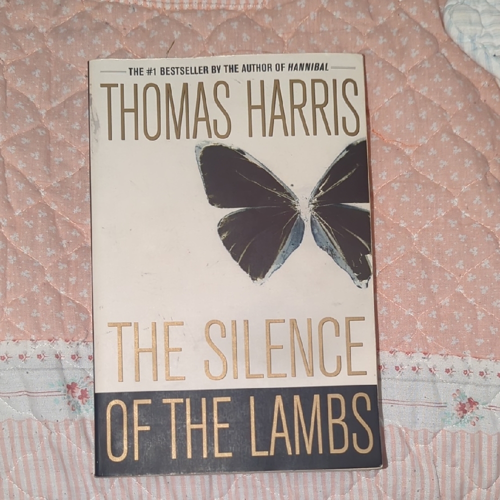'The Silence of the Lambs' Black and White Book